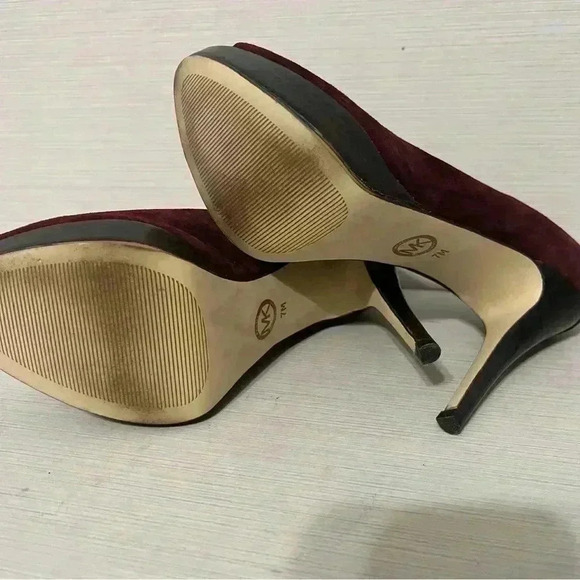 Michael Kors York Suede Platform Peep Toe size 7M - Picture 6 of 10